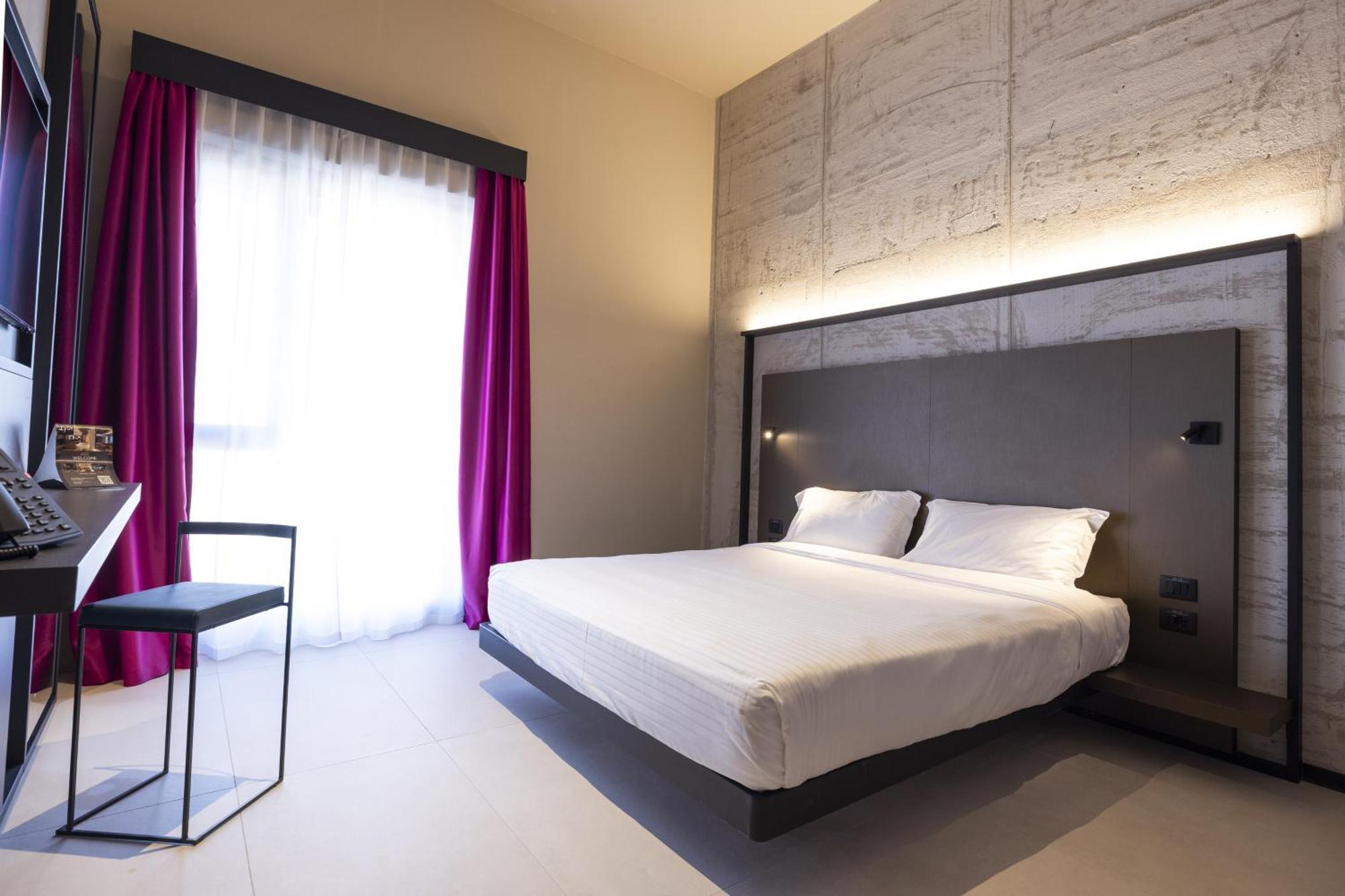 Quarto Duplo